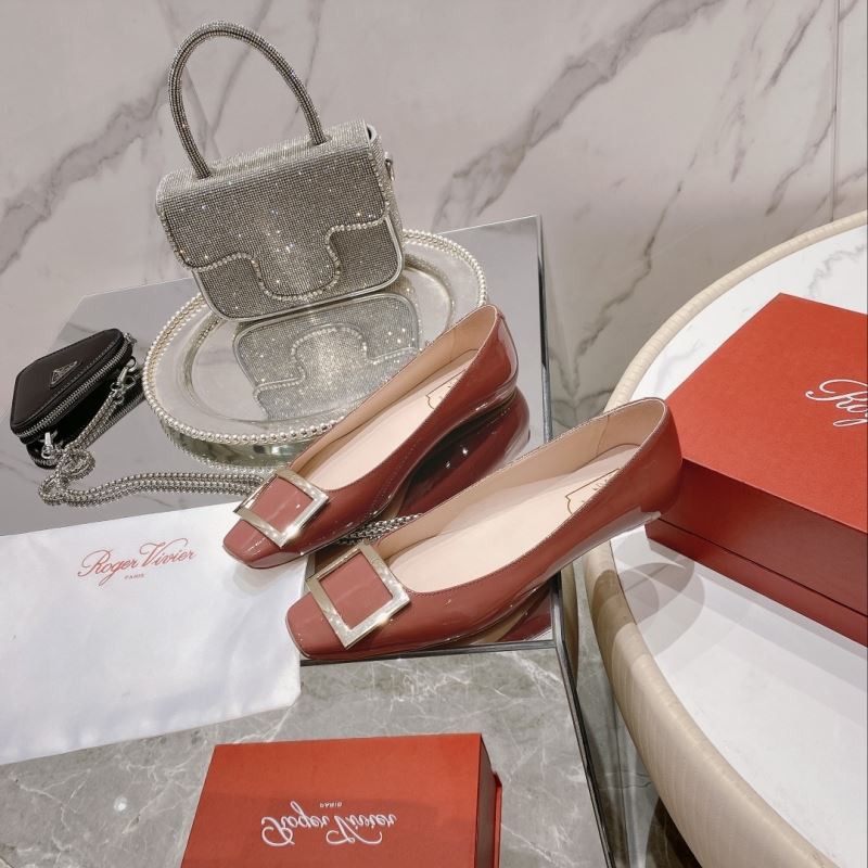 Roger Vivier flat shoes